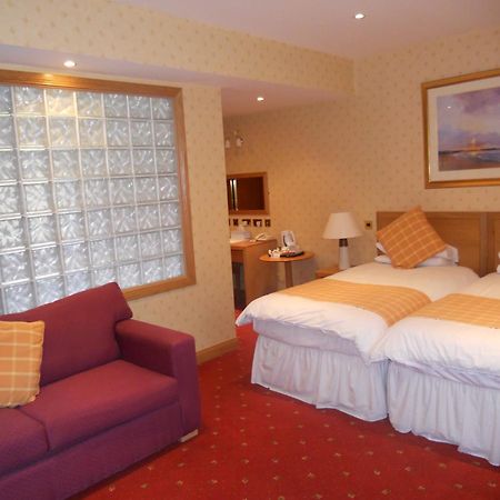 Leapark Hotel Grangemouth Exterior foto