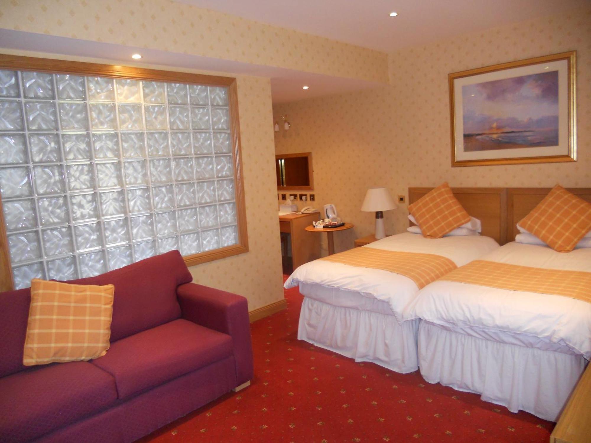 Leapark Hotel Grangemouth Exterior foto