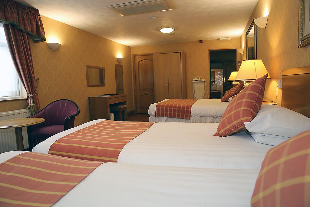Leapark Hotel Grangemouth Exterior foto