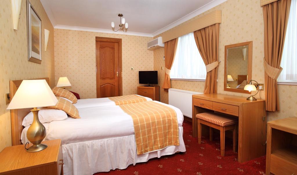 Leapark Hotel Grangemouth Exterior foto