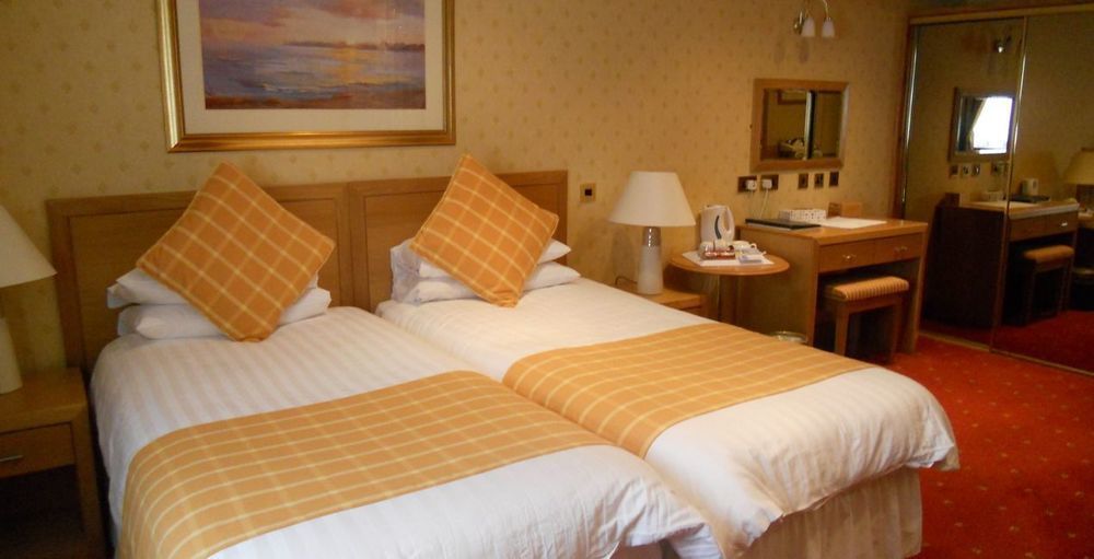 Leapark Hotel Grangemouth Exterior foto