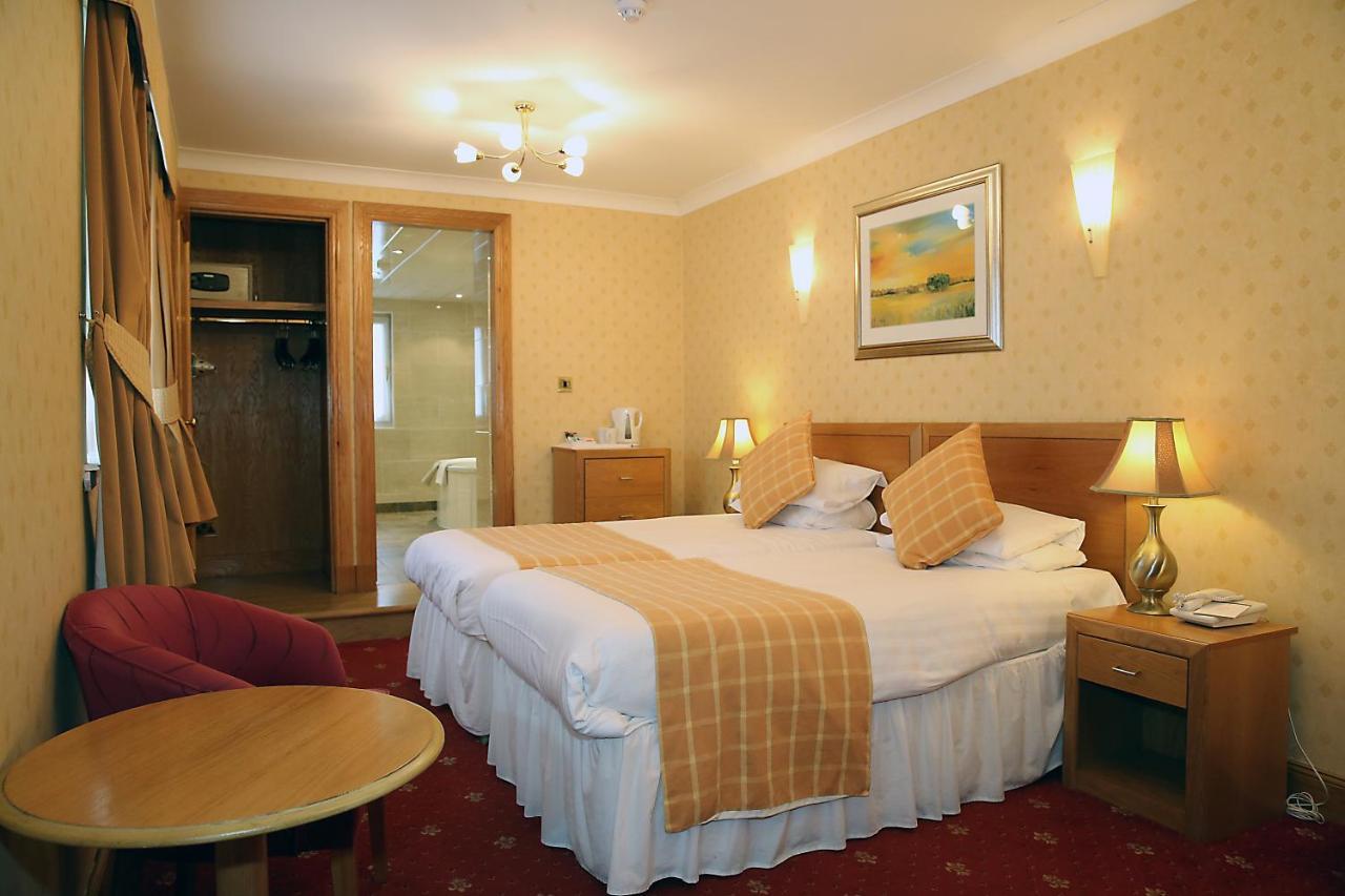 Leapark Hotel Grangemouth Exterior foto